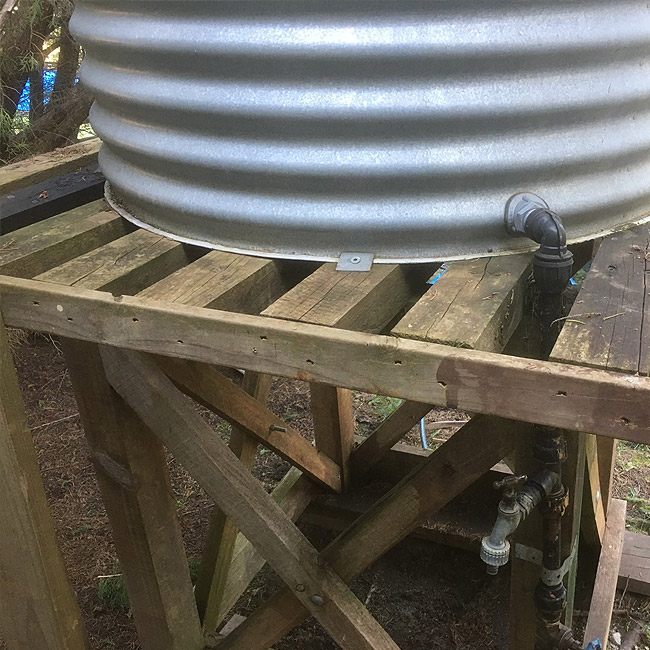 tank-stand-1